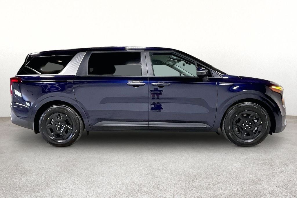 2027 Kia Carnival LXS