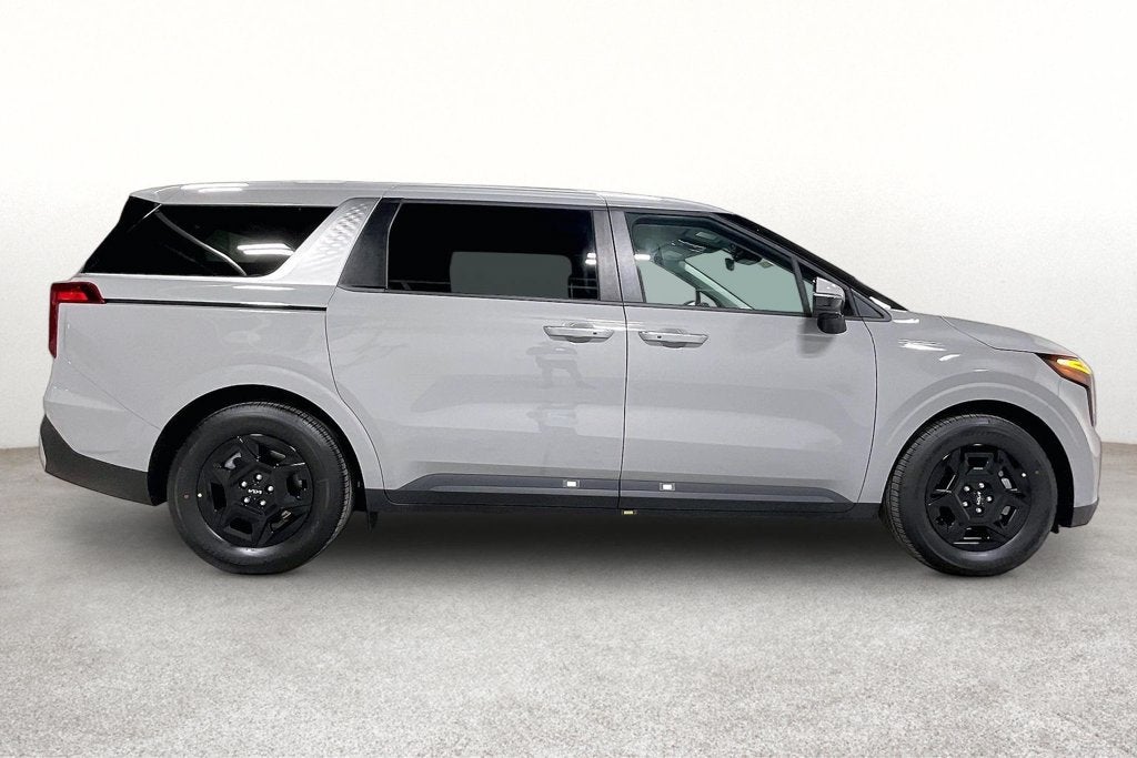 2027 Kia Carnival LXS