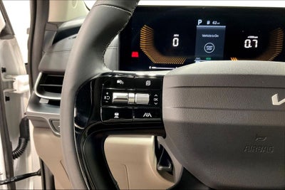 2027 Kia Carnival LXS