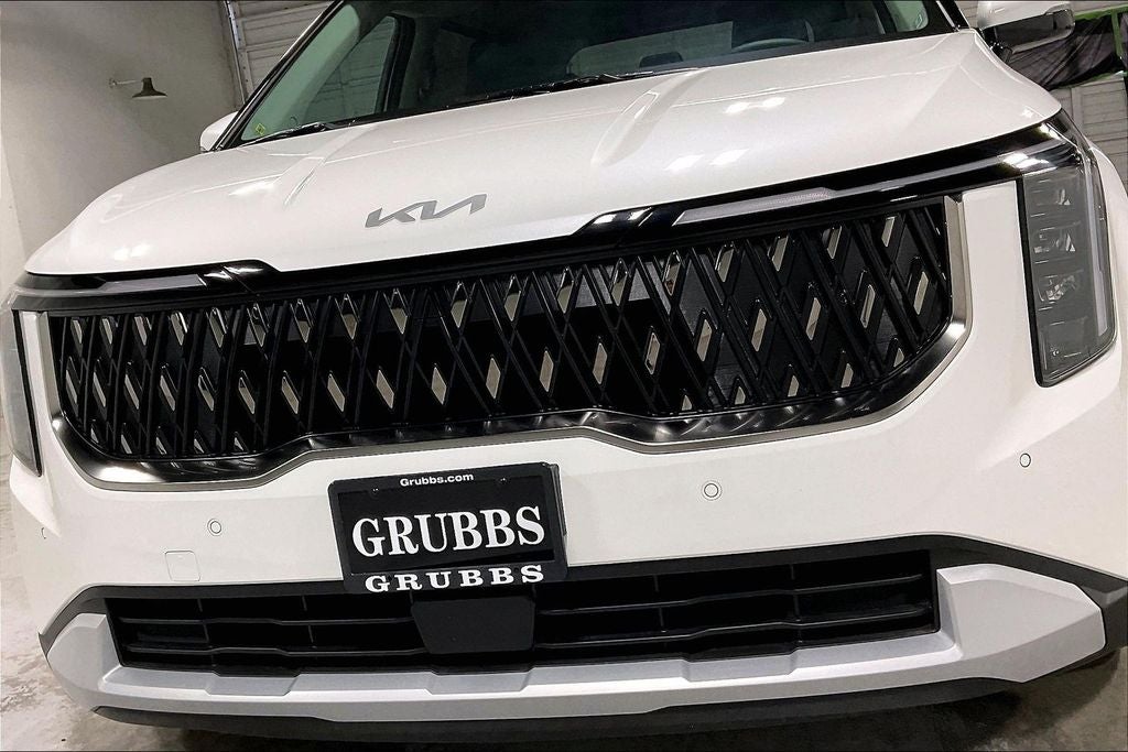 2027 Kia Carnival LXS