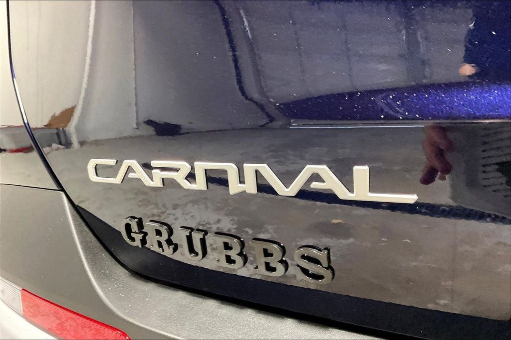 2027 Kia Carnival LXS
