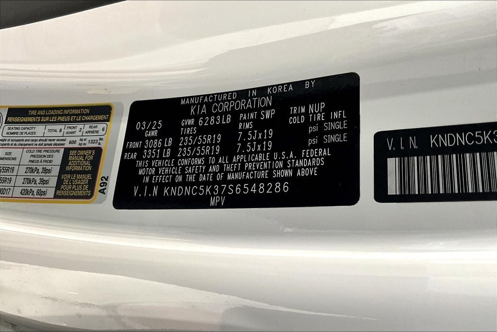 2025 Kia Carnival EX