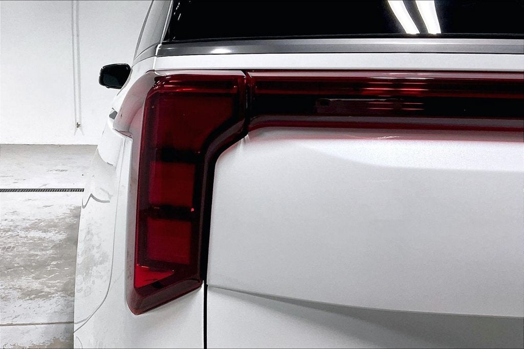 2027 Kia Carnival SX