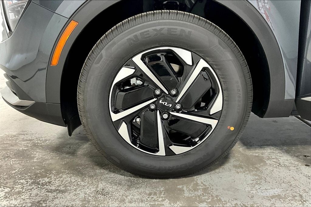 2025 Kia Sportage Hybrid LX