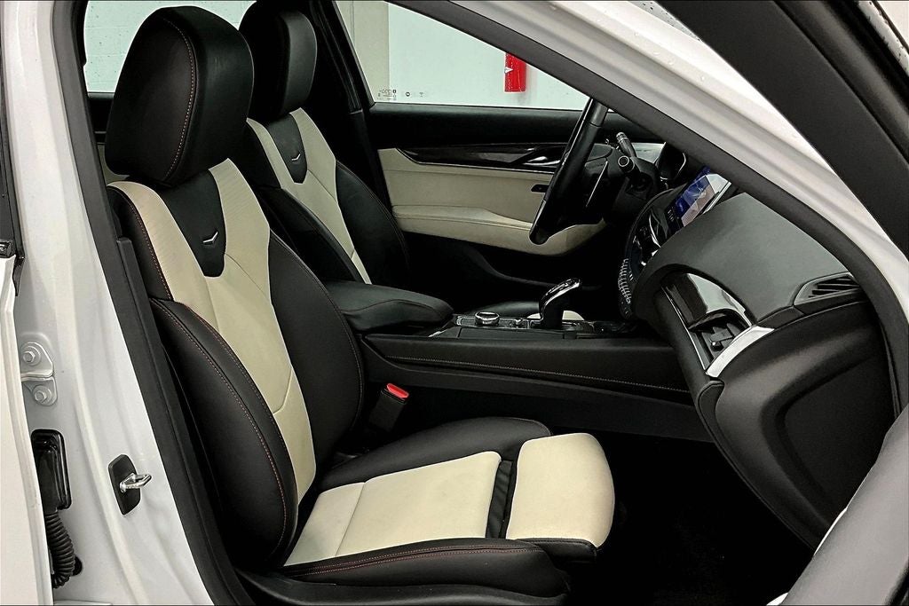 2022 Cadillac CT5 Sport