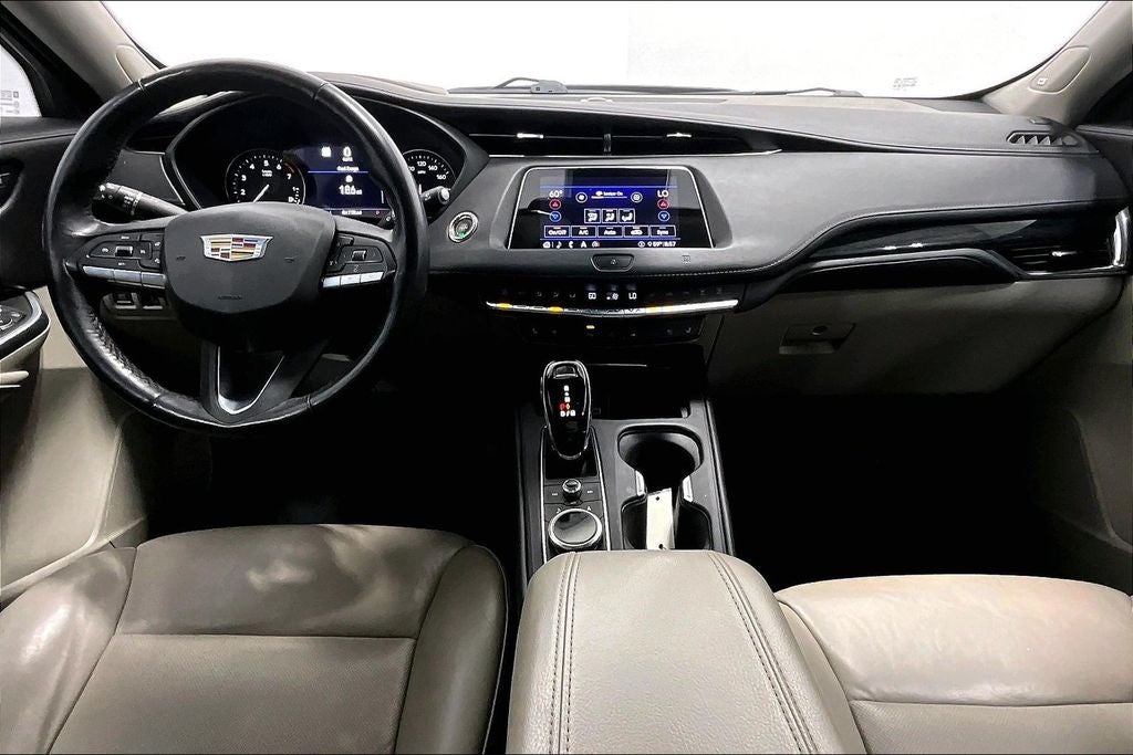 2020 Cadillac XT4 Premium Luxury