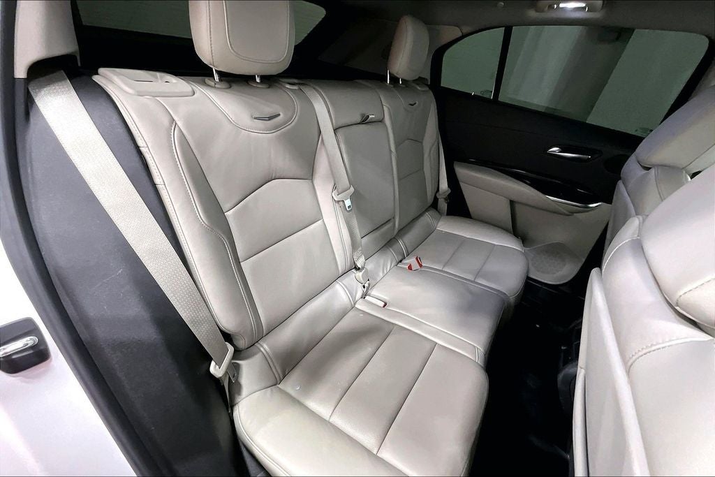 2020 Cadillac XT4 Premium Luxury