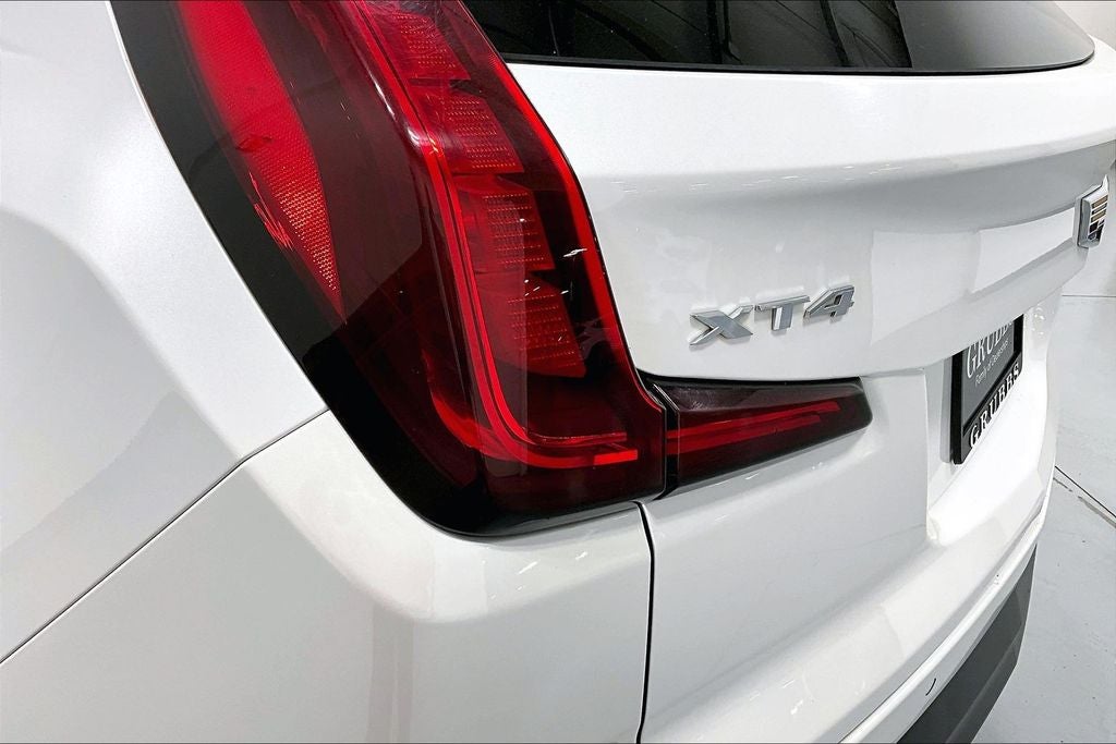 2020 Cadillac XT4 Premium Luxury