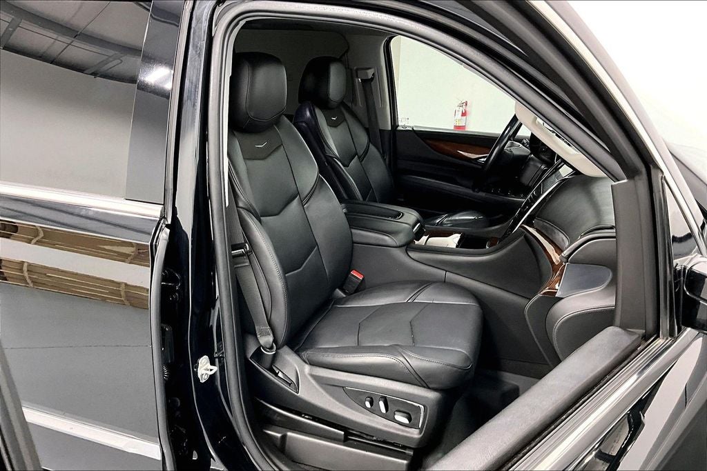 2019 Cadillac Escalade ESV Luxury