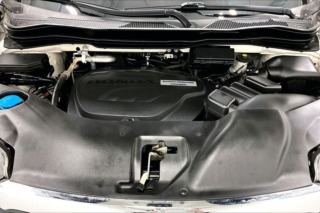 2016 Honda Pilot EX-L w/Rear Entertainment System