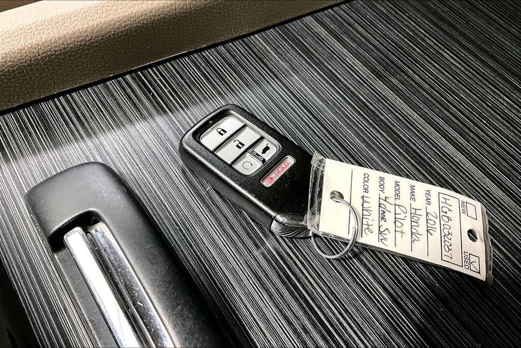 2016 Honda Pilot EX-L w/Rear Entertainment System