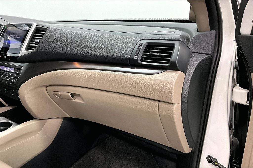 2016 Honda Pilot EX-L w/Rear Entertainment System