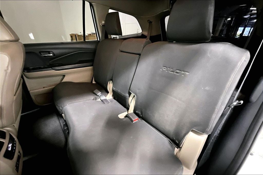 2016 Honda Pilot EX-L w/Rear Entertainment System