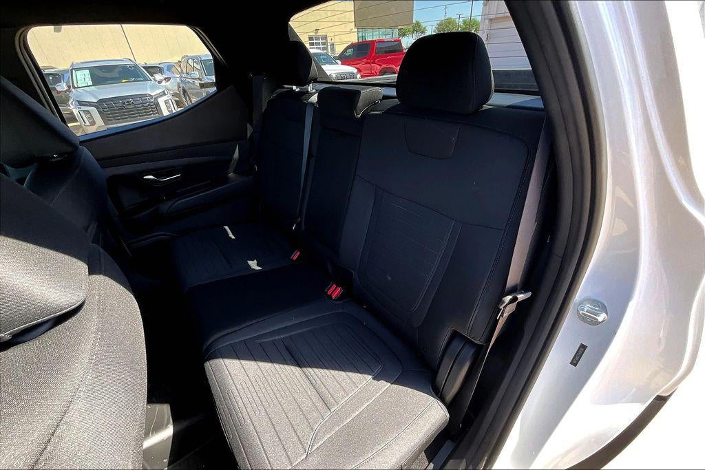 2025 Hyundai Santa Cruz SE FWD