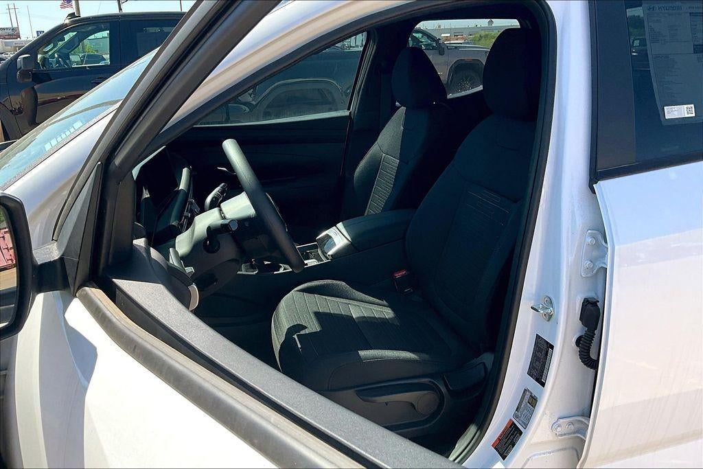 2025 Hyundai Santa Cruz SE FWD