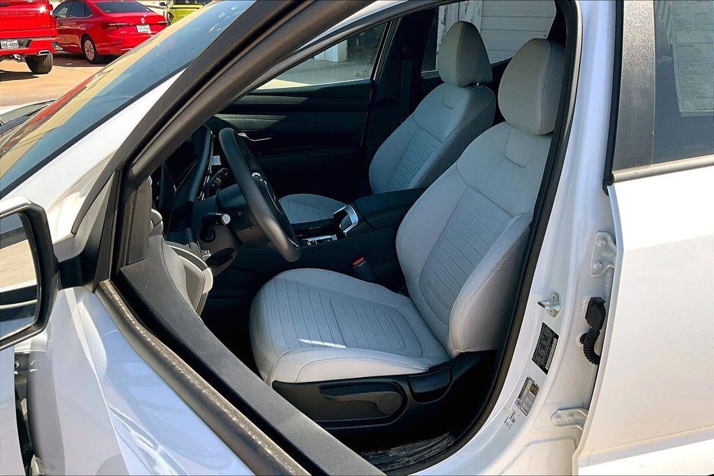 2025 Hyundai Santa Cruz SE FWD