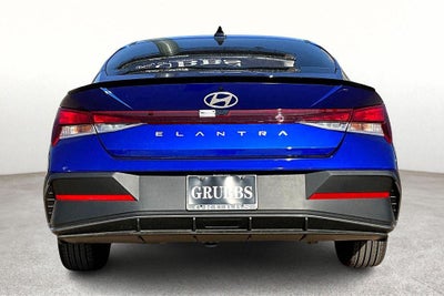 2025 Hyundai Elantra SEL Sport