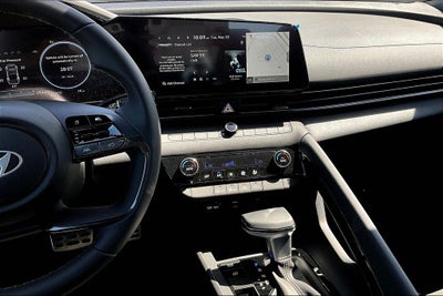 2025 Hyundai Elantra Hybrid SEL Sport