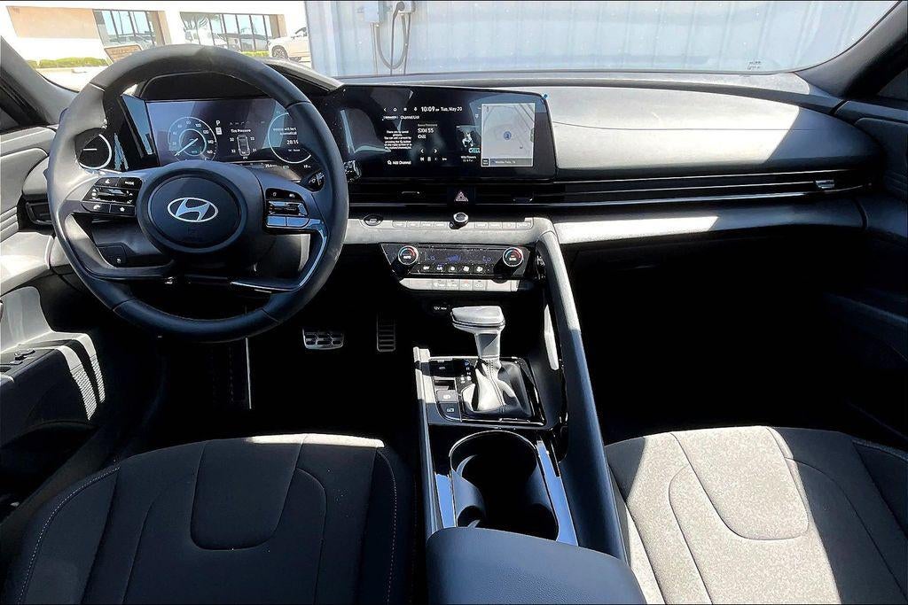 2025 Hyundai Elantra Hybrid SEL Sport