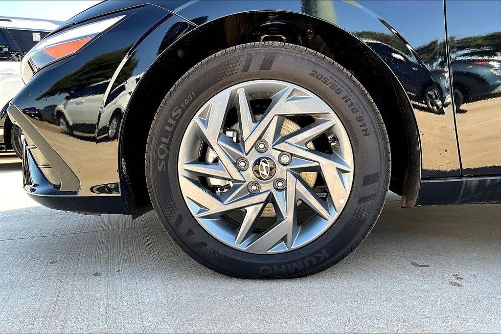 2025 Hyundai Elantra Hybrid Blue