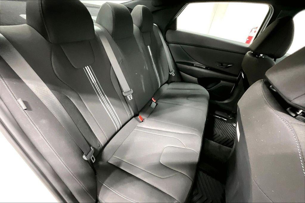 2026 Hyundai Elantra Hybrid SEL Sport