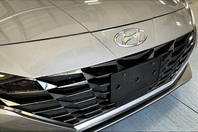 2022 Hyundai Elantra Hybrid Limited