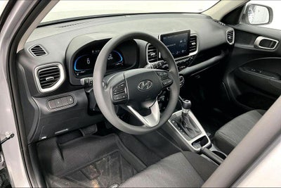 2026 Hyundai Venue SE