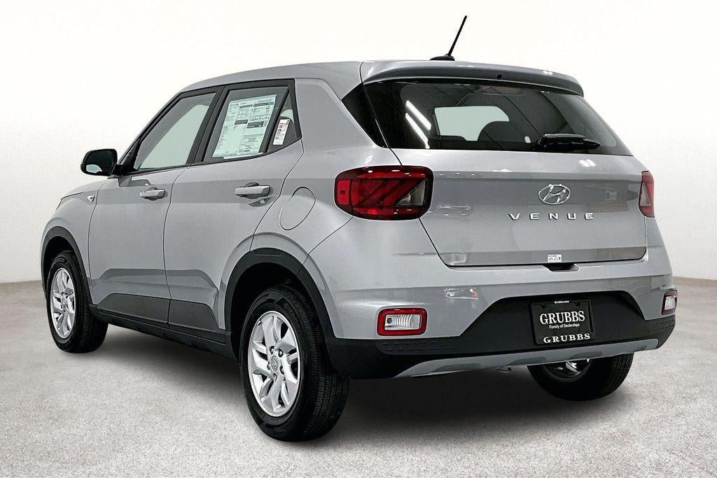 2026 Hyundai Venue SE