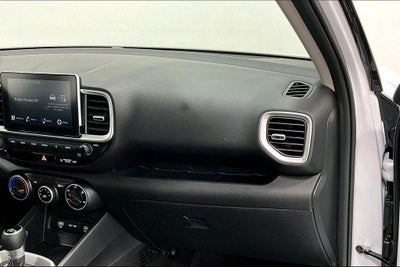 2026 Hyundai Venue SE