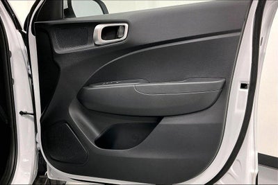 2026 Hyundai Venue SE