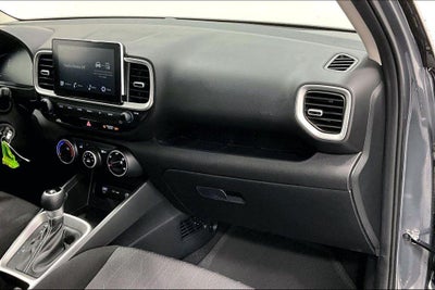 2026 Hyundai Venue SE