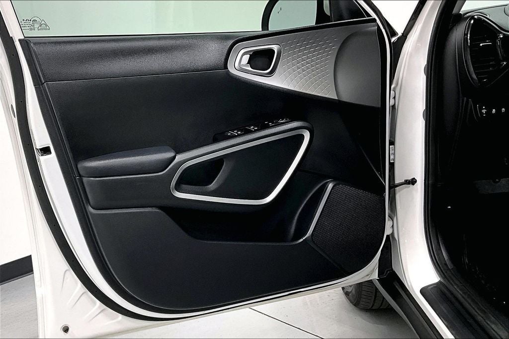 2023 Kia Soul S
