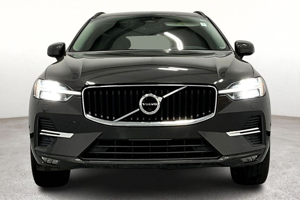 2022 Volvo XC60 B5 Momentum