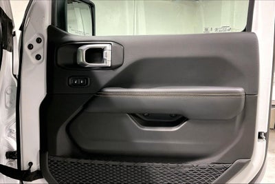 2027 Jeep Wrangler WRANGLER 4-DOOR SAHARA