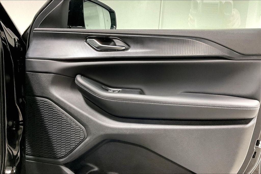 2025 Jeep Grand Cherokee GRAND CHEROKEE ALTITUDE 4X2