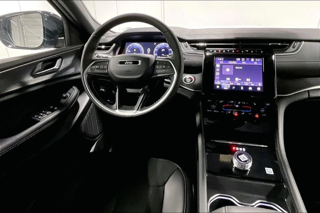 2025 Jeep Grand Cherokee GRAND CHEROKEE ALTITUDE 4X2