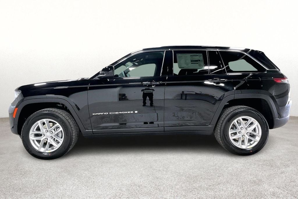 2026 Jeep Grand Cherokee GRAND CHEROKEE LAREDO X 4X2