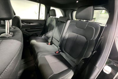 2026 Jeep Grand Cherokee GRAND CHEROKEE LAREDO X 4X2