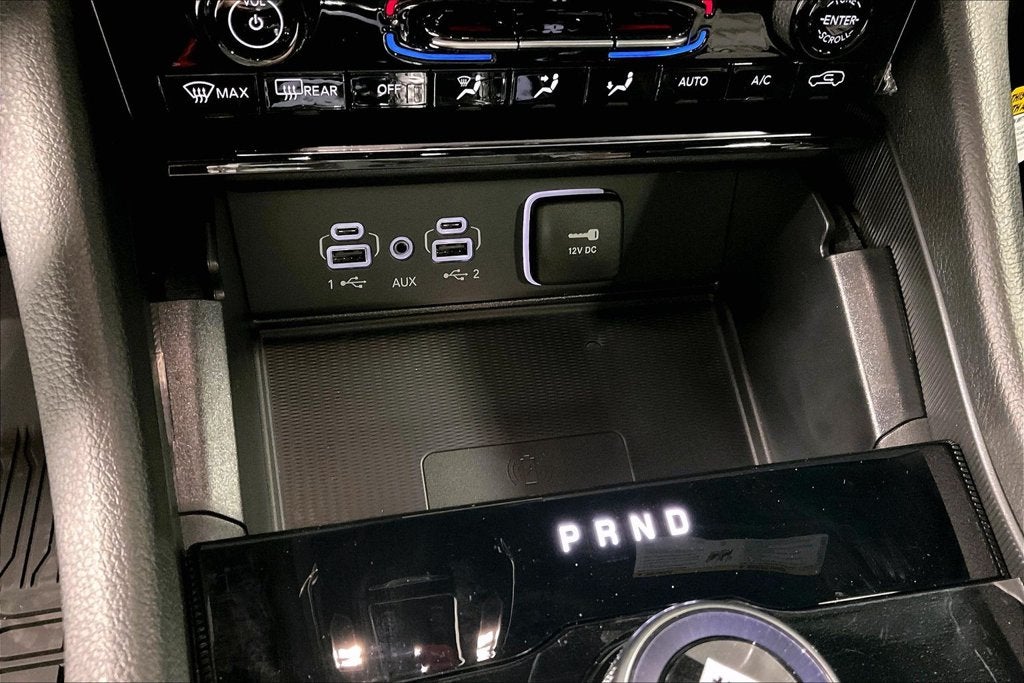 2027 Jeep Grand Cherokee GRAND CHEROKEE LAREDO X 4X2