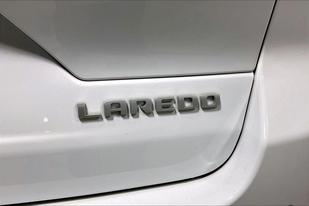 2024 Jeep Grand Cherokee Laredo A 4x2