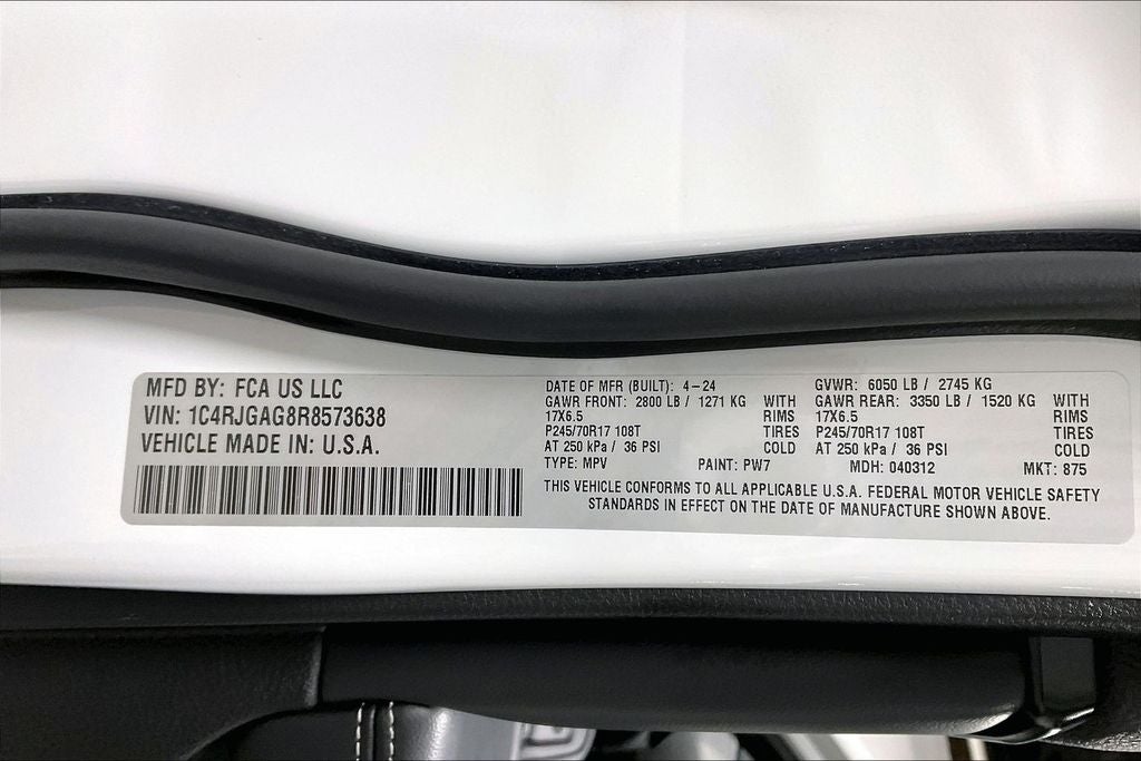 2024 Jeep Grand Cherokee Laredo A 4x2