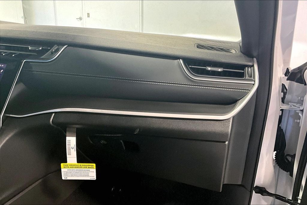 2025 Jeep Grand Cherokee GRAND CHEROKEE LAREDO X 4X2