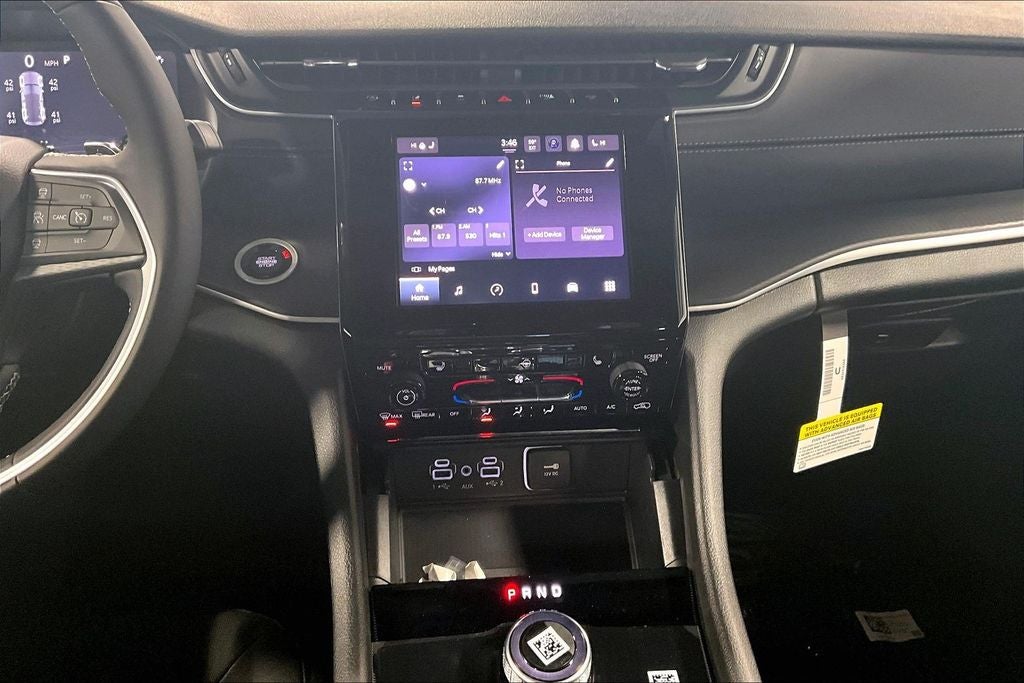 2025 Jeep Grand Cherokee GRAND CHEROKEE LAREDO X 4X2