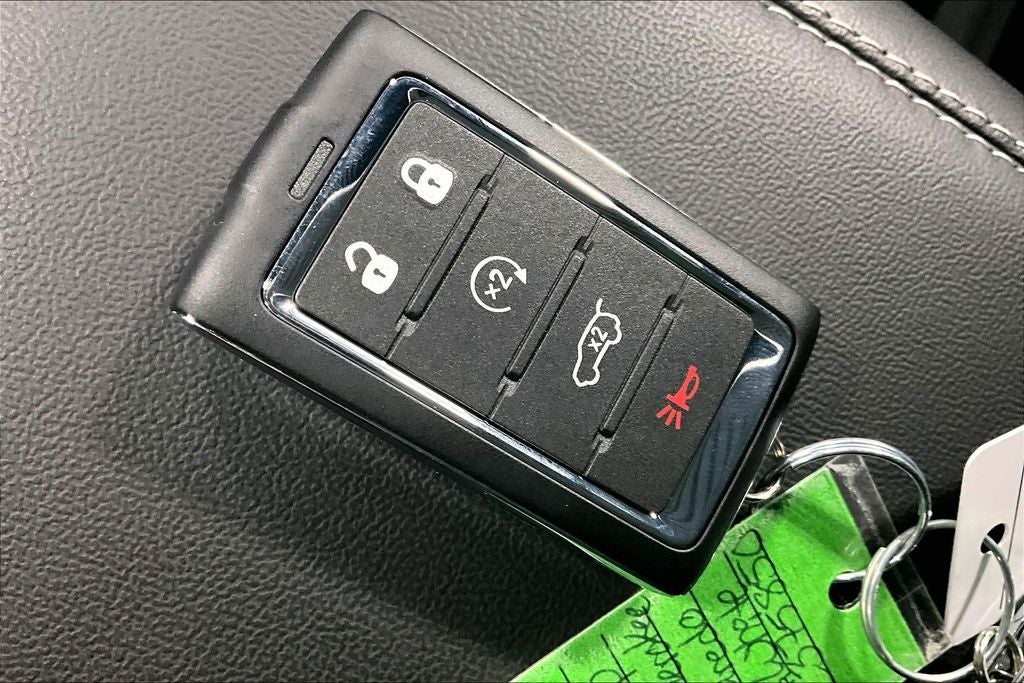 2025 Jeep Grand Cherokee GRAND CHEROKEE LAREDO X 4X2