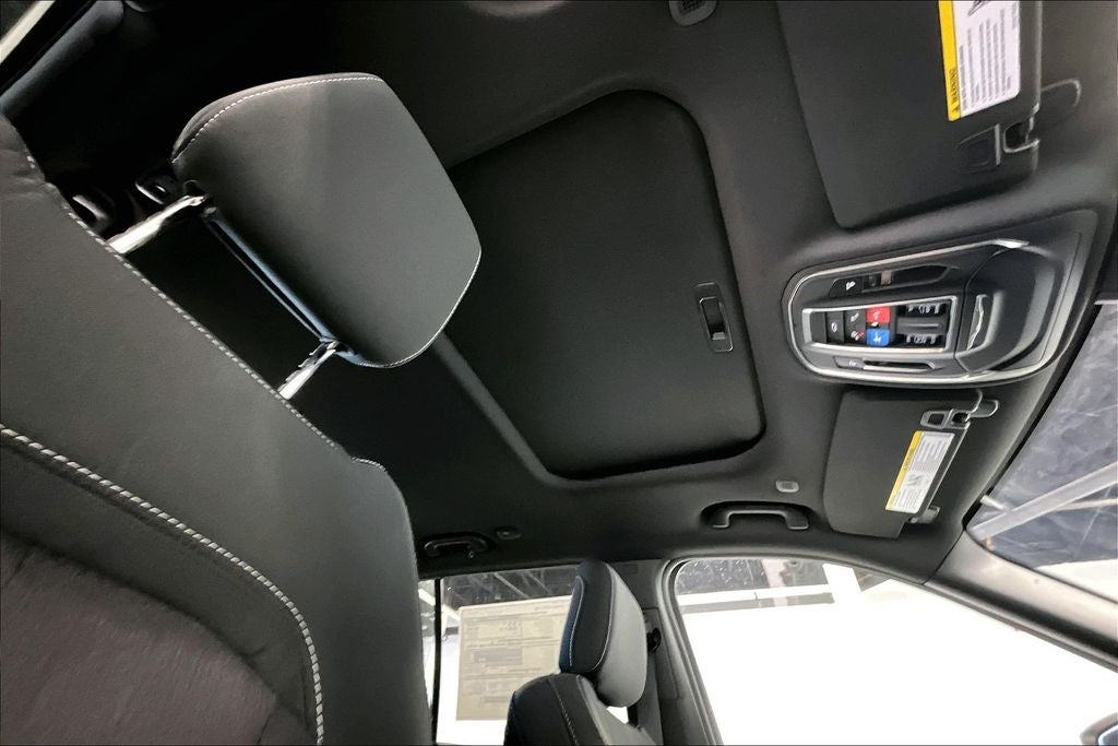 2025 Jeep Grand Cherokee GRAND CHEROKEE LAREDO X 4X2