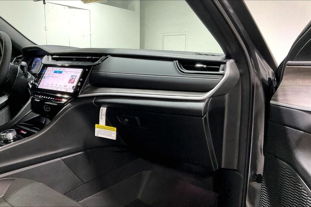 2026 Jeep Grand Cherokee GRAND CHEROKEE LAREDO ALTITUDE 4X2