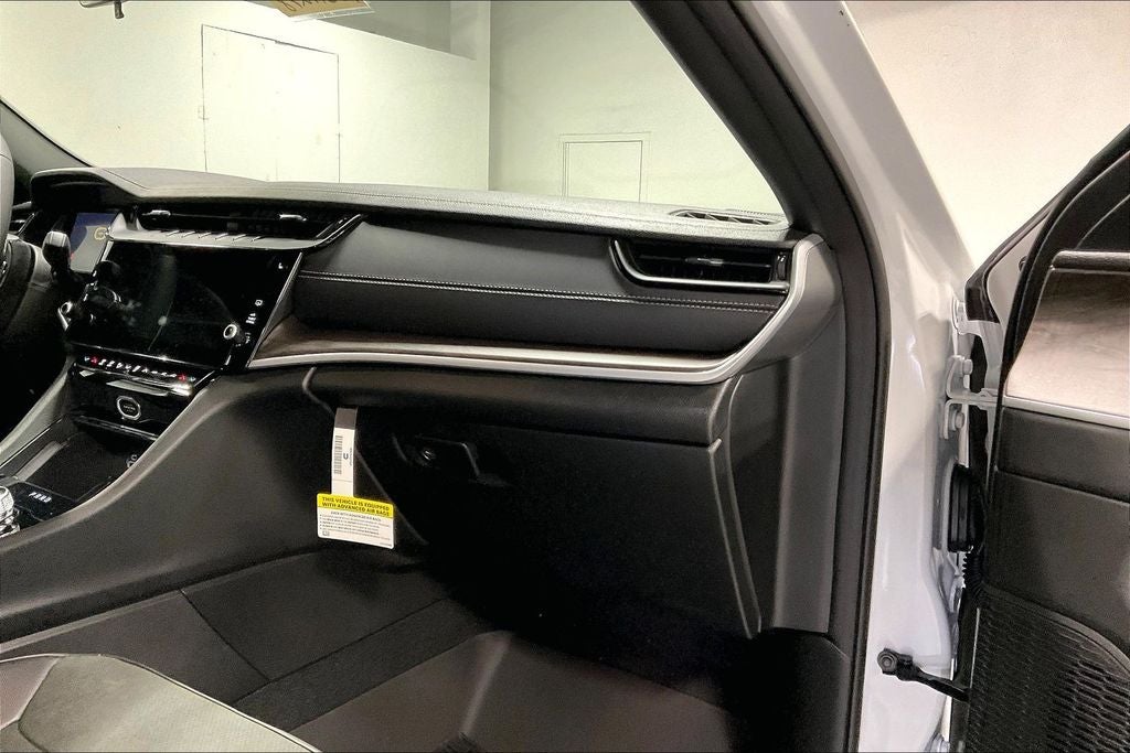 2026 Jeep Grand Cherokee GRAND CHEROKEE LAREDO ALTITUDE 4X2
