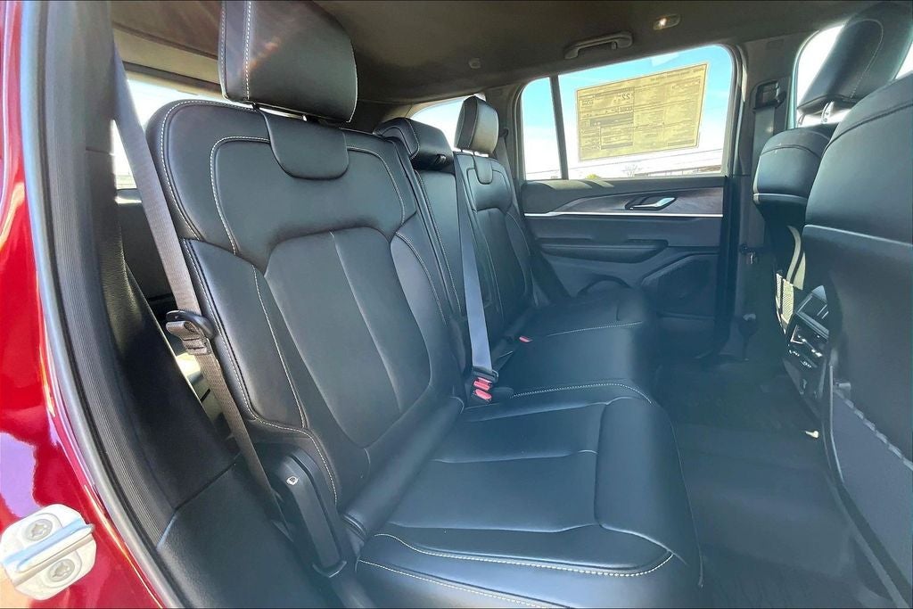 2025 Jeep Grand Cherokee GRAND CHEROKEE LIMITED 4X2