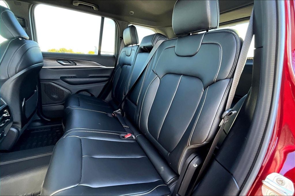 2025 Jeep Grand Cherokee GRAND CHEROKEE LIMITED 4X2