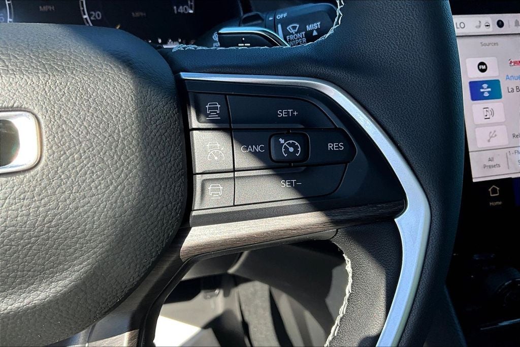 2025 Jeep Grand Cherokee GRAND CHEROKEE LIMITED 4X2